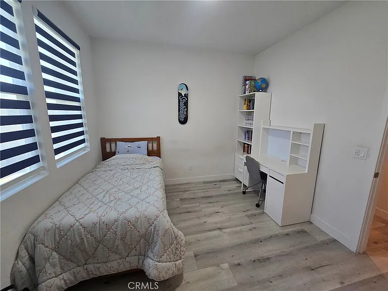 158 Gwen Ln — Photo 17