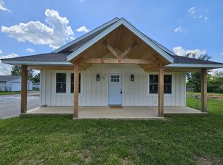 137 S Whited St, Goodman, MO 64843
