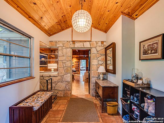 5th image of 505 Deer Lake Rd