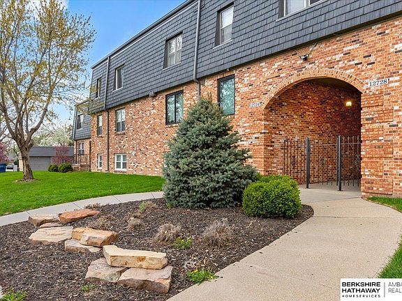 2nd image of 12728 Deauville Dr #3-301