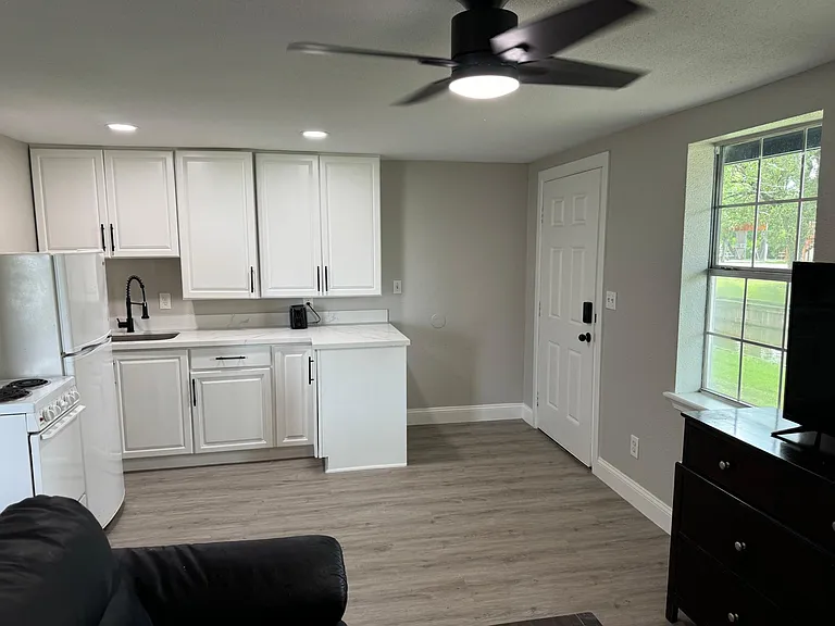5202 County Road 469 #4 — Photo 5