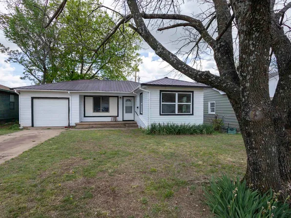 1326 N 7th St, Duncan, OK 73533