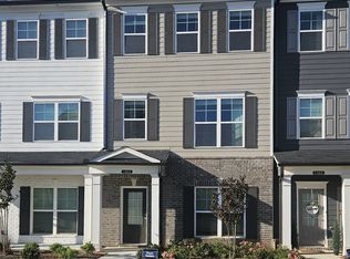 6 Gold Dr, Newnan, GA 30265