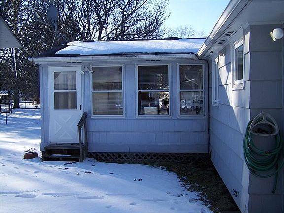 4th image of 7 Meadowlark Dr
