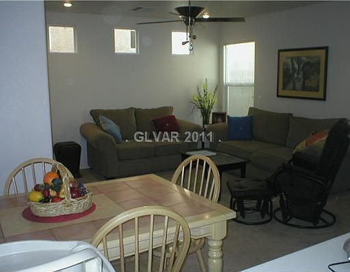 3rd image of 10345 Baby Bud St