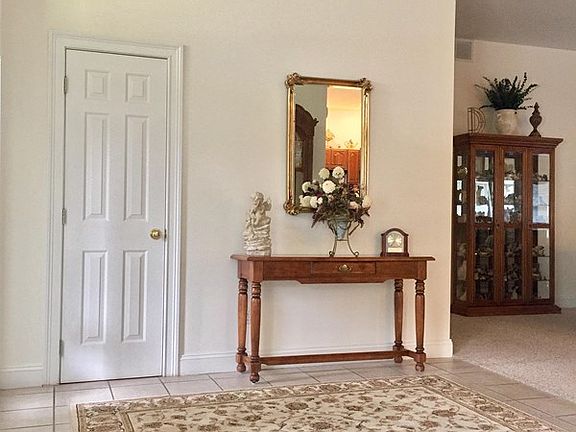 5th image of 311 Abbey Ln