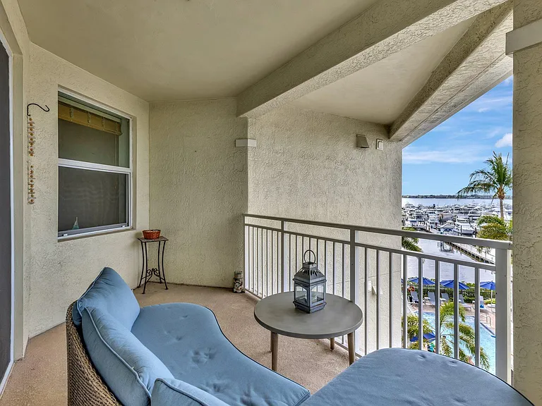 975 NW Flagler Ave #407 — Photo 22
