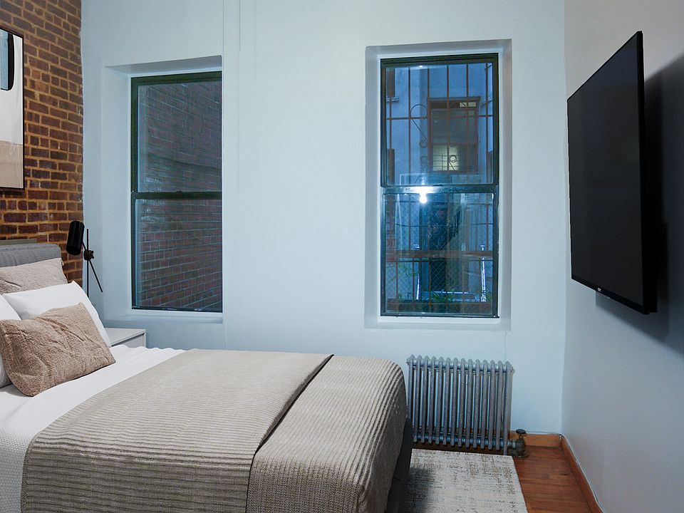 2nd image of 40 Rivington St APT 6