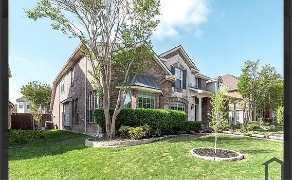 5 bed, 3500 sqft, $3,350 — Photo 2