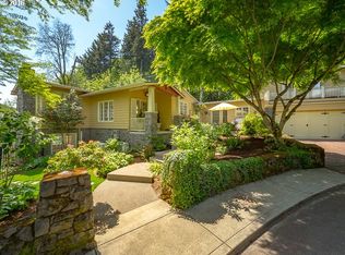 11829 SW Riverwood Rd, Portland, OR 97219