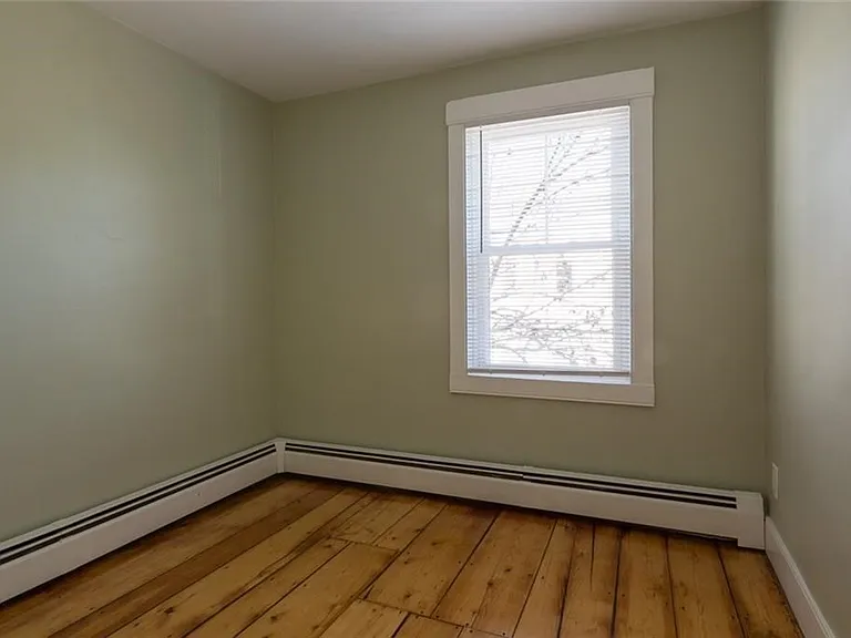 185 Carpenter St #2 — Photo 8