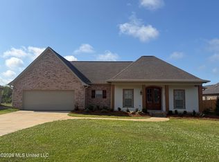 337 Bullock Cir, Richland, MS 39218