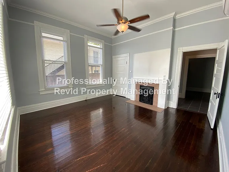 1640 Monroe — Photo 11