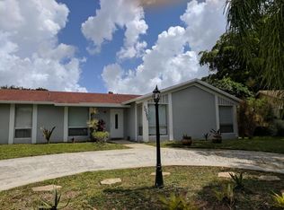 10257 Sleepy Brook Way, Boca Raton, FL 33428