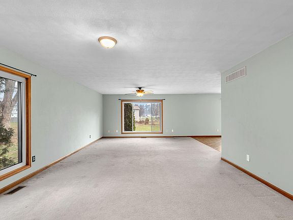 4th image of 51948 N Winding Waters Ln