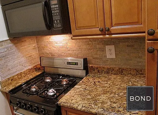 Rented by Bond New York | media 22