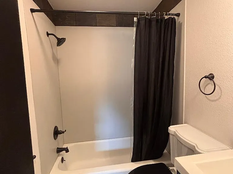 510 Main St #2 — Photo 16