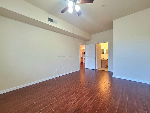 4th image of 4009 Venetian Bay Dr #10-102
