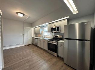 416 E 9th St #1, Michigan City, IN 46360
