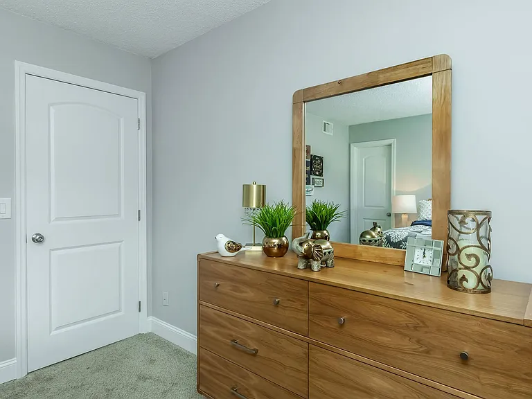 Brighton Valley Apts — Photo 11