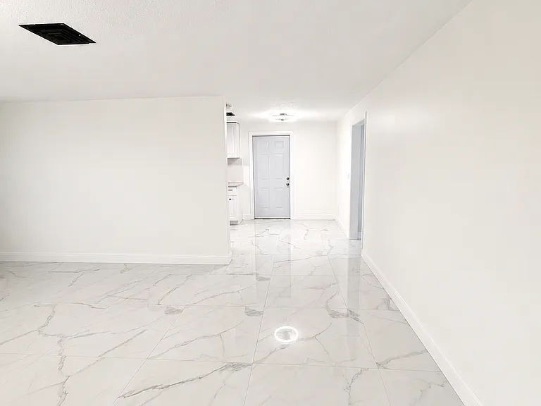 8524 Portulaca Ave — Photo 2