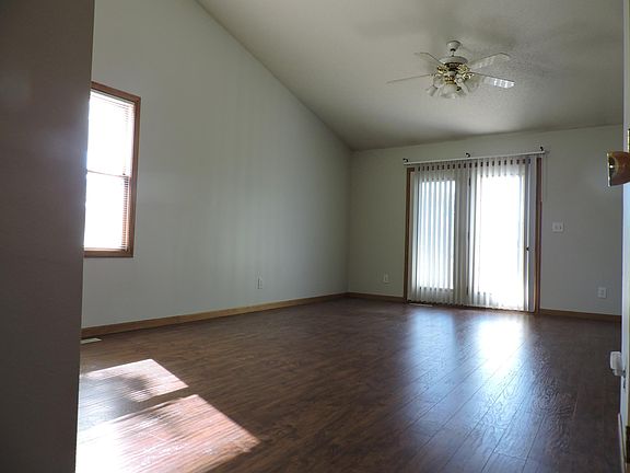 Upper Level Living Room/Dining Room