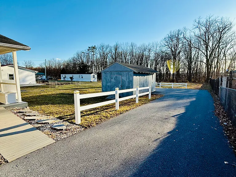 1671 Black Gap Rd — Photo 17