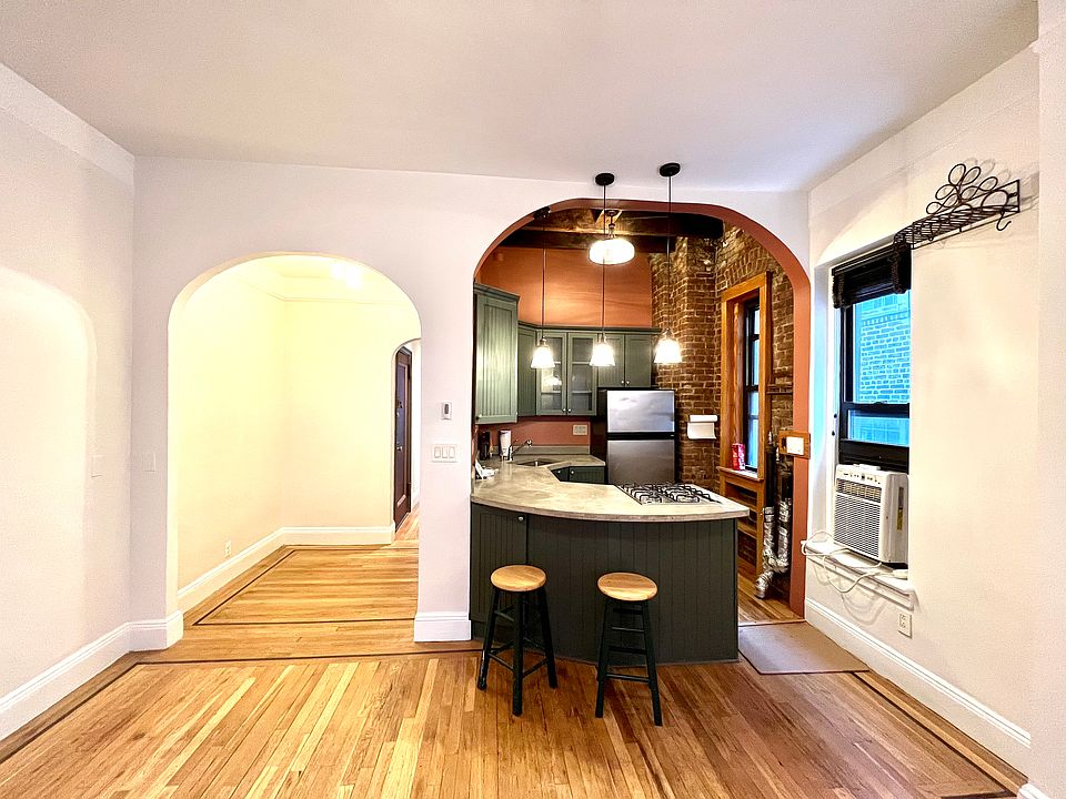 1st image of 26 W 97th St APT 5D