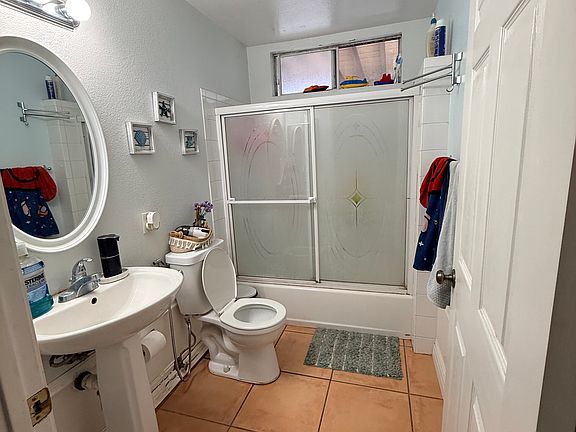 5th image of 8308 Regents Rd Unit 1B