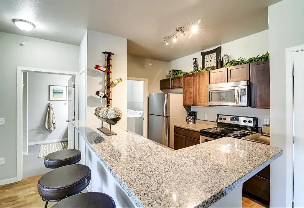 North Highlands Apartments and Villas — Photo 3