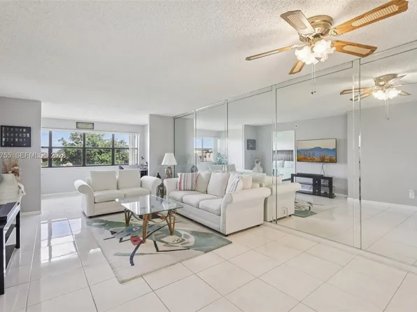 2793 NW 104th Ave APT 401, Sunrise, FL 33322