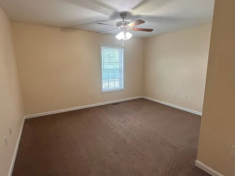 929 Christian St #X — Photo 8