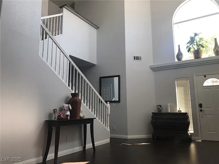 5423 Dancing Bear Dr — Photo 5
