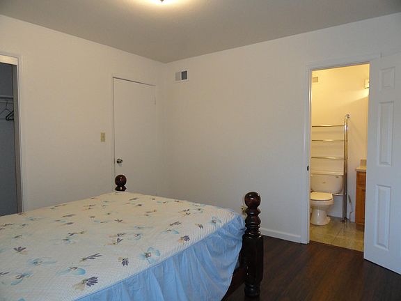 5th image of 5092 Capistrano Ave