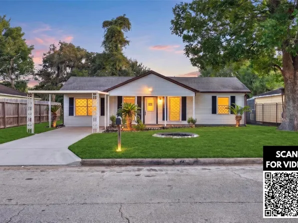 7315 Marilyn Ln, Houston, TX 77016
