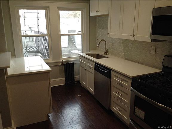 3rd image of 16 Minerva Pl APT 3B