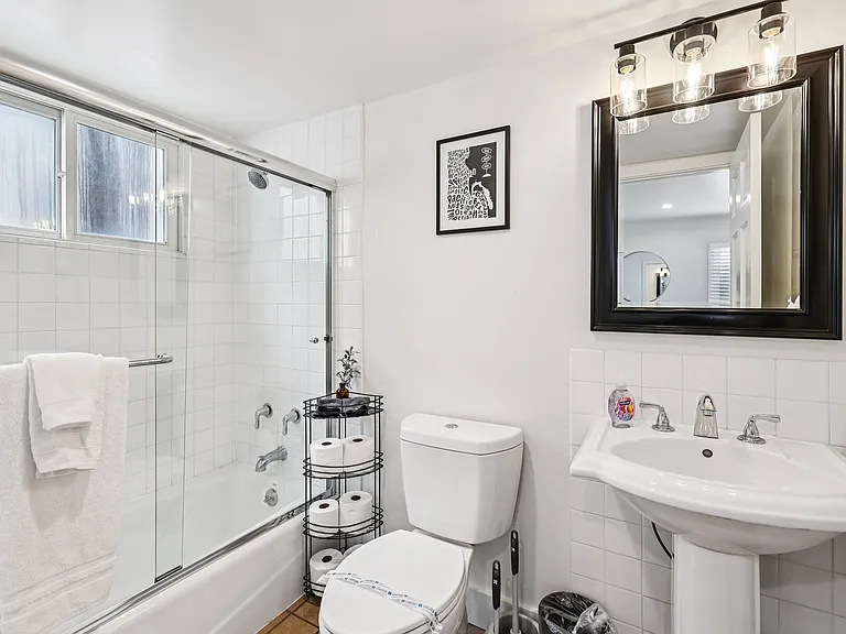 722 Sunset Ct — Photo 17