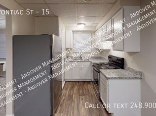 535 Pontiac St APT 15, Oxford, MI 48371