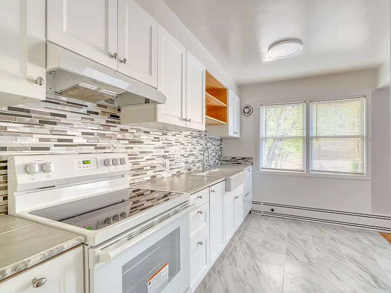 2244 NW Overton St #3 — Photo 9
