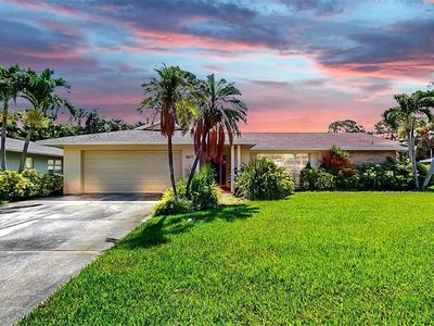 8671 11th St N, Saint Petersburg, FL, 33702