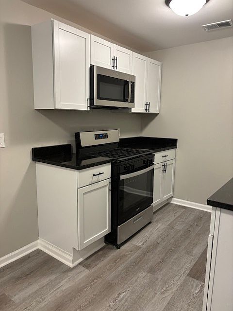 1st image of 216-220 Main St #3
