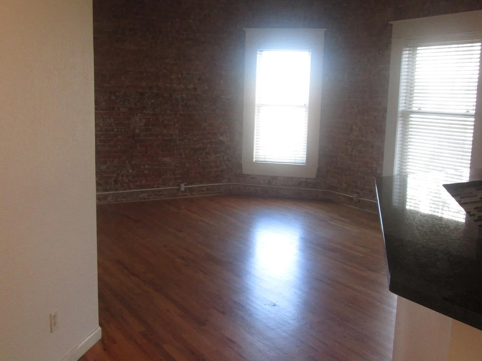 1 bed, 656 sqft, $1,575 — Photo 2
