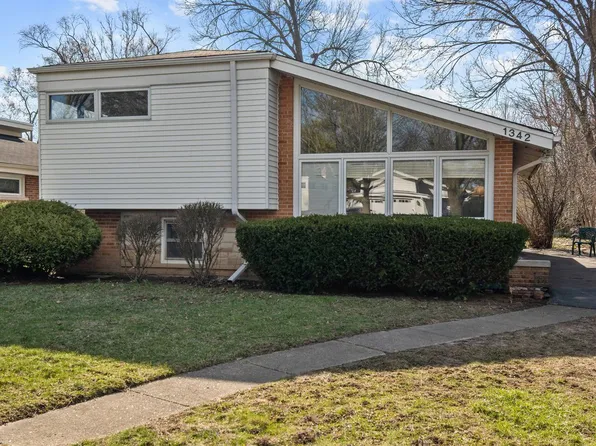 1342 Ferndale Ave, Highland Park, IL 60035