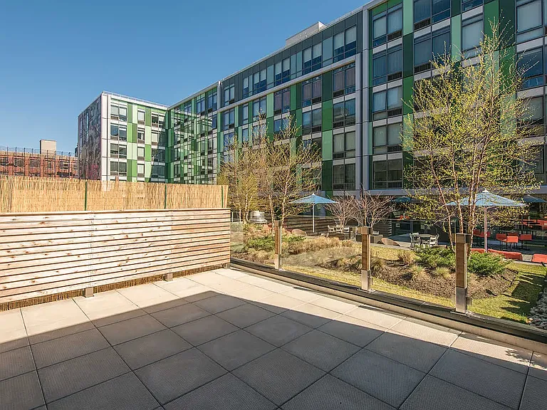 239 N 9th St #E201 — Photo 29