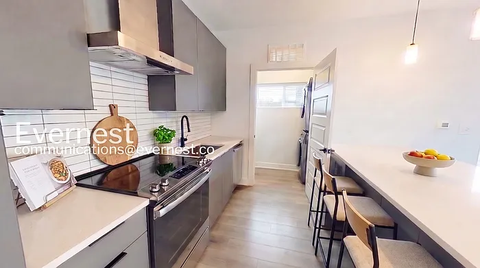 2220 Webberville Rd #205 — Photo 6