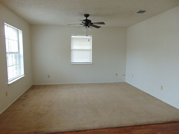 2nd image of 704 N West St