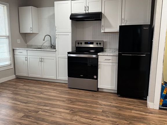 5th image of 510 SE 4th St #5