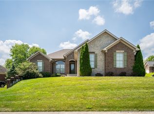 1017 Charlet Ridge Dr, Floyds Knobs, IN 47119