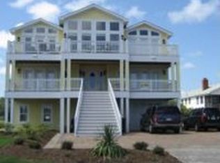 135 Ocean Blvd, Southern Shores, NC 27949