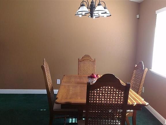 3rd image of 463 Ashwood Ct